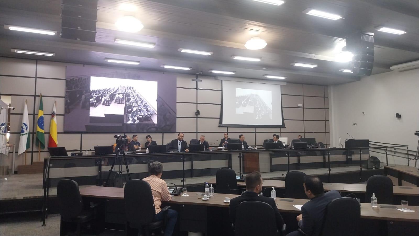 Câmara irá devolver R$ 25 mi ao Executivo e vereadores indicam uso de recurso em abrigo municipal