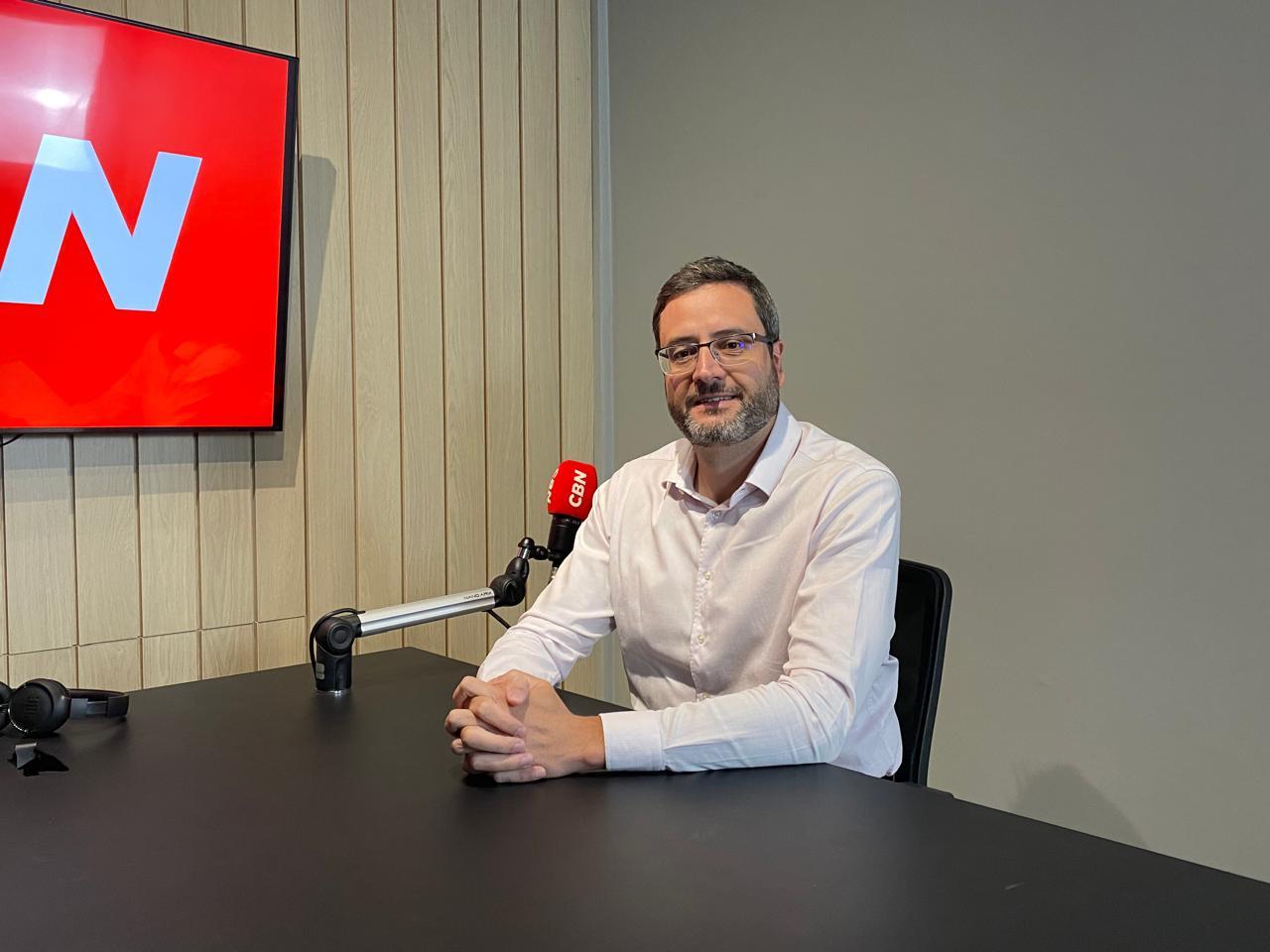 Homero Marchese se posiciona contra consulta da Arquidiocese de Maringá