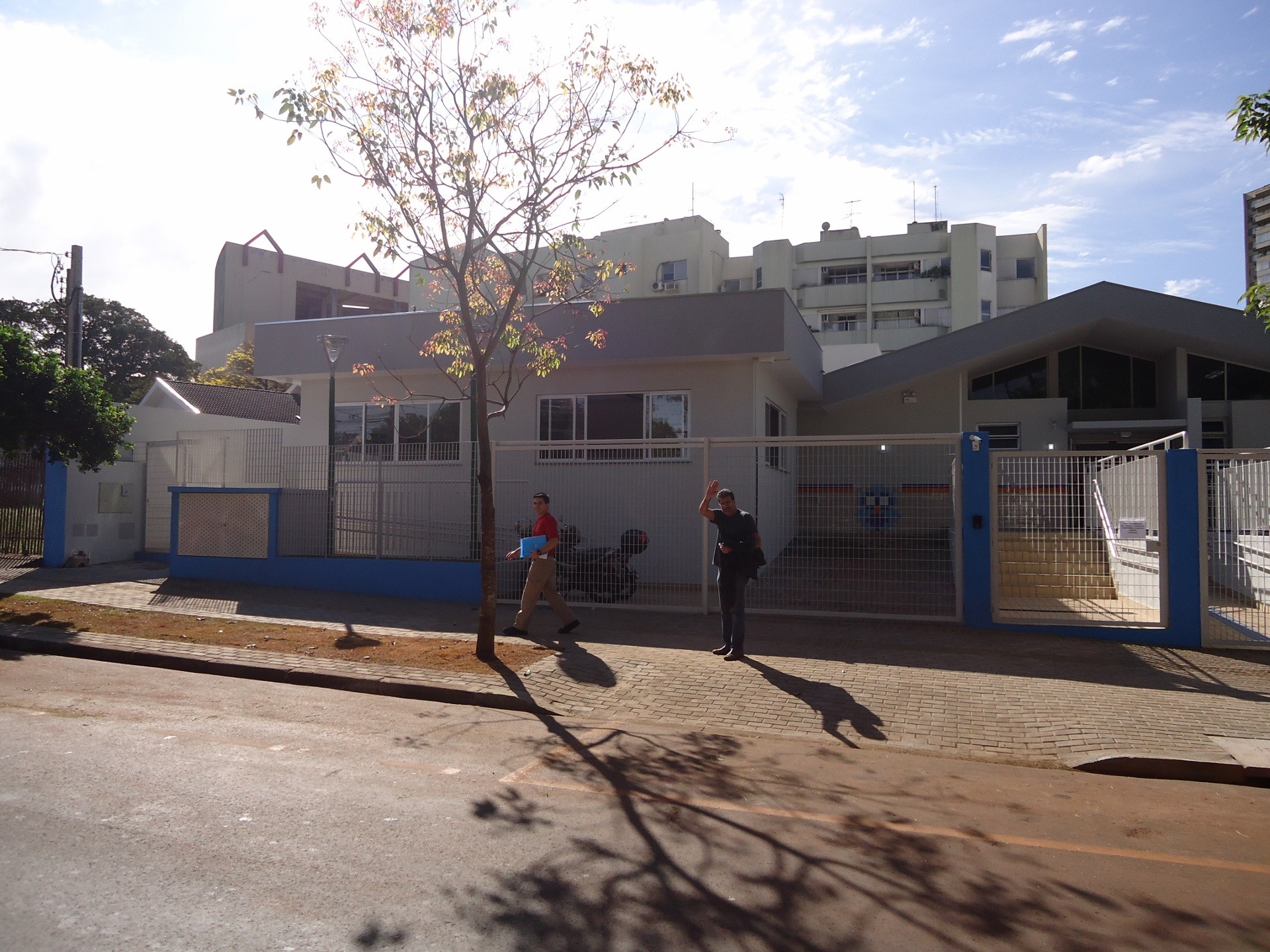 Mãe de aluno diz que Cmei Corujinha está sem profissionais suficientes por causa da Covid-19