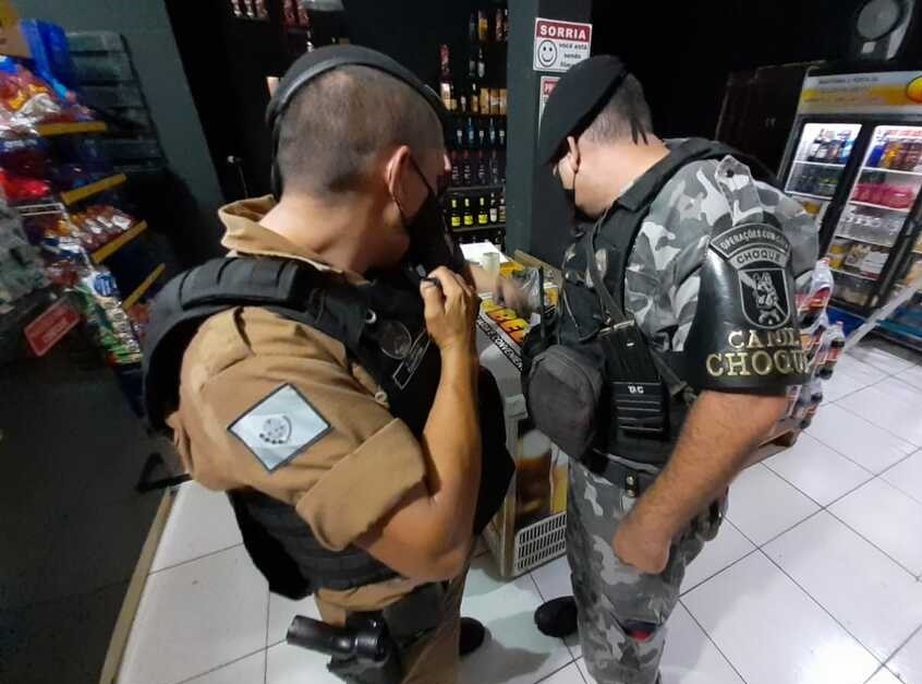 Dono de disque-bebida é preso com cocaína durante fiscalização de decreto em Iguatemi