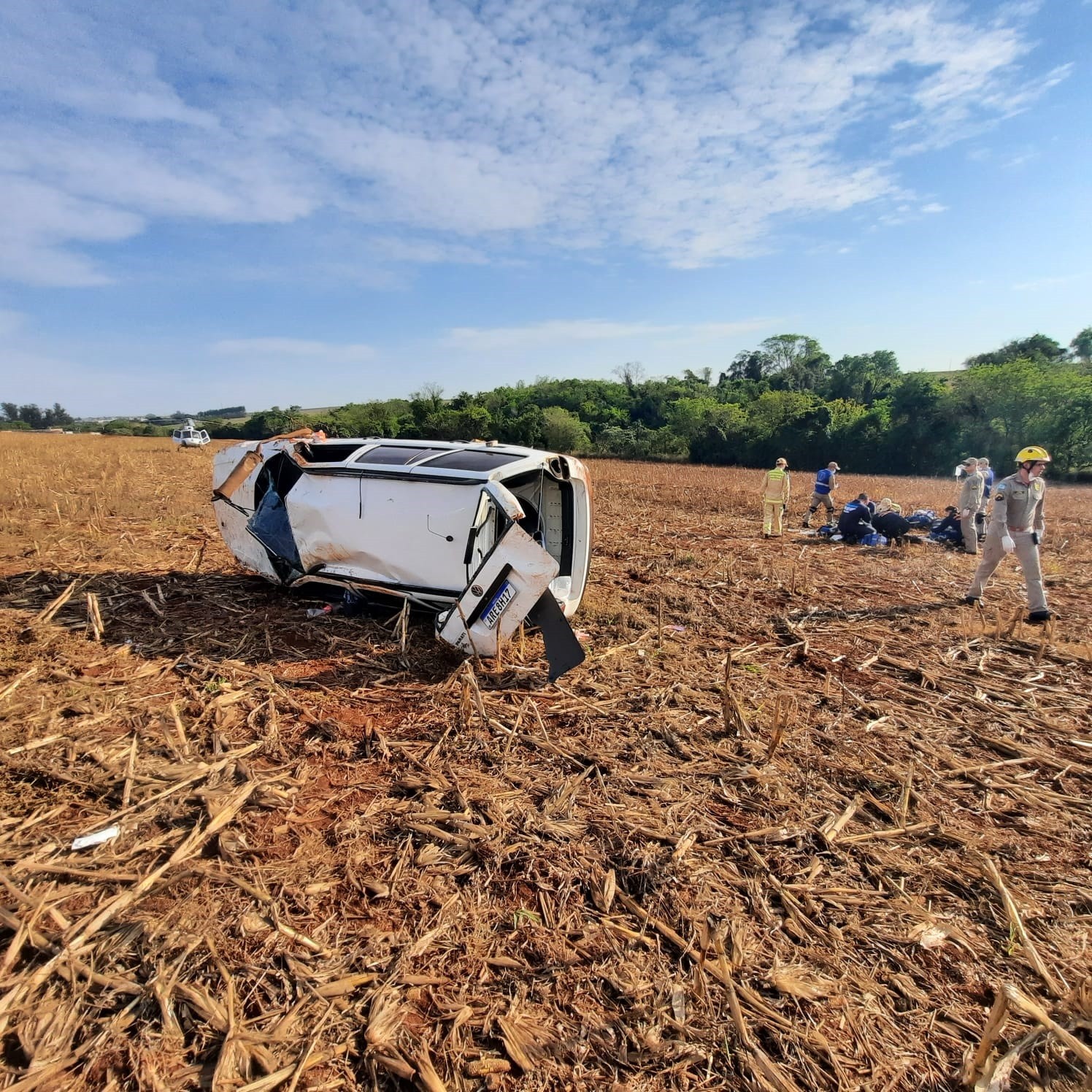 Professora morre em capotamento na PR-546 entre Floresta e Itambé