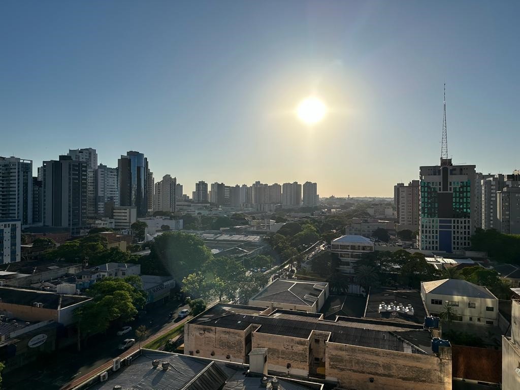 Terça-feira (12) será de tempo quente e estável em Maringá