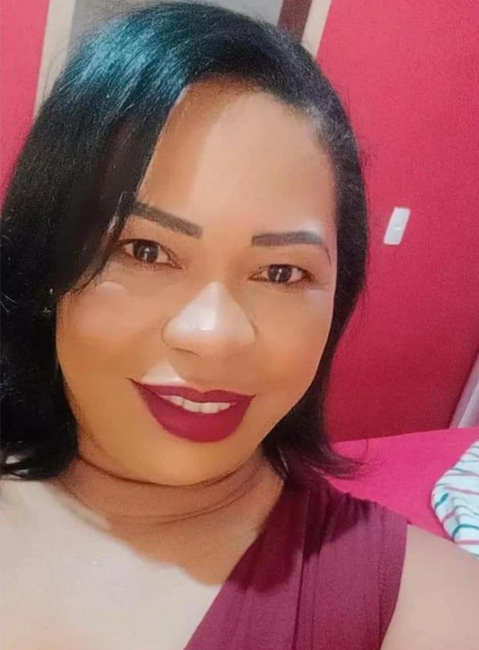 Servidora municipal morre após se envolver em acidente com viatura da PM, em Maringá