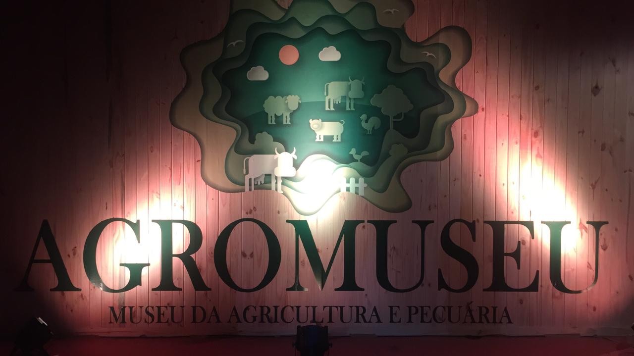 Expoingá lança pedra fundamental do Agromuseu