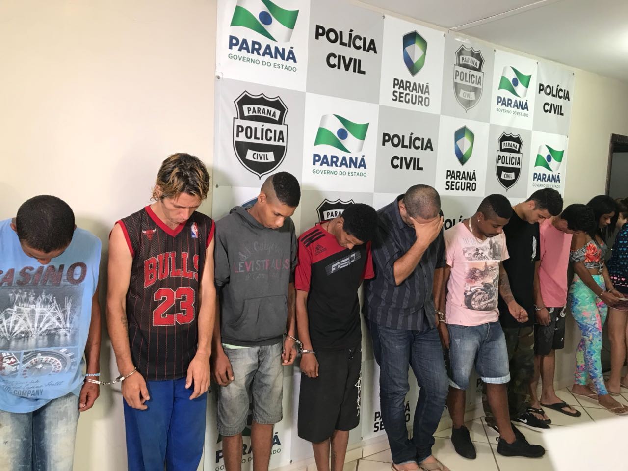 Nove suspeitos são presos por depredar delegacia de Umuarama
