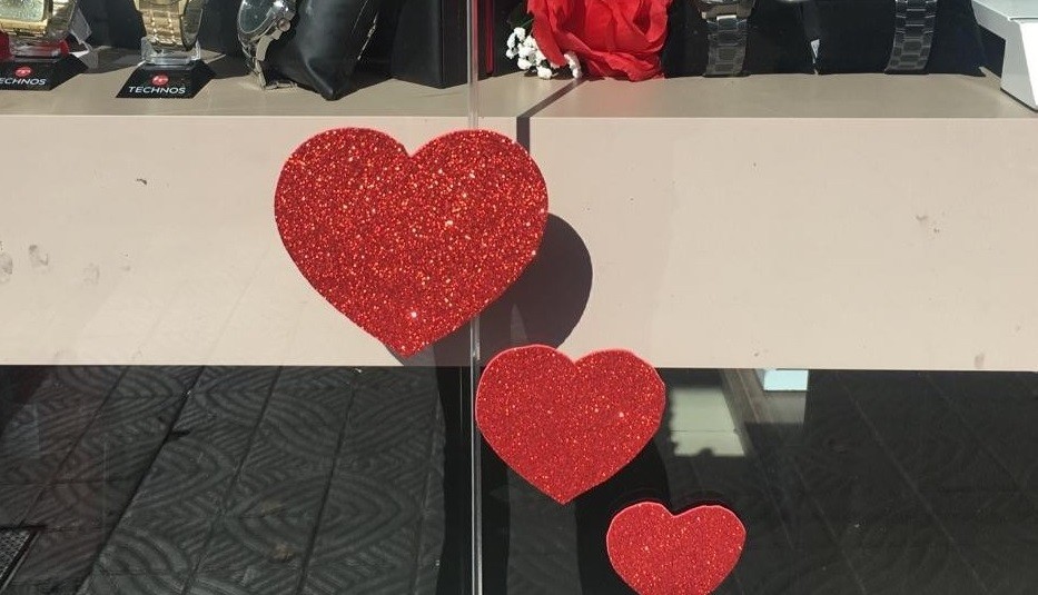 Segundo Acim, 70% dos consumidores darão presentes no Dia dos Namorados