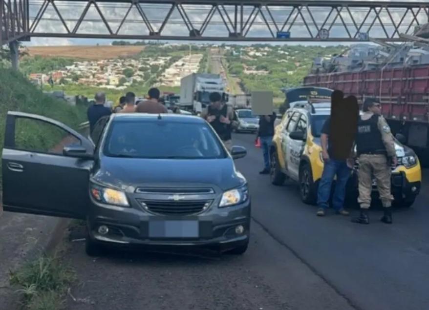 Dois homens são mortos e um policial ferido em confronto no Contorno Norte