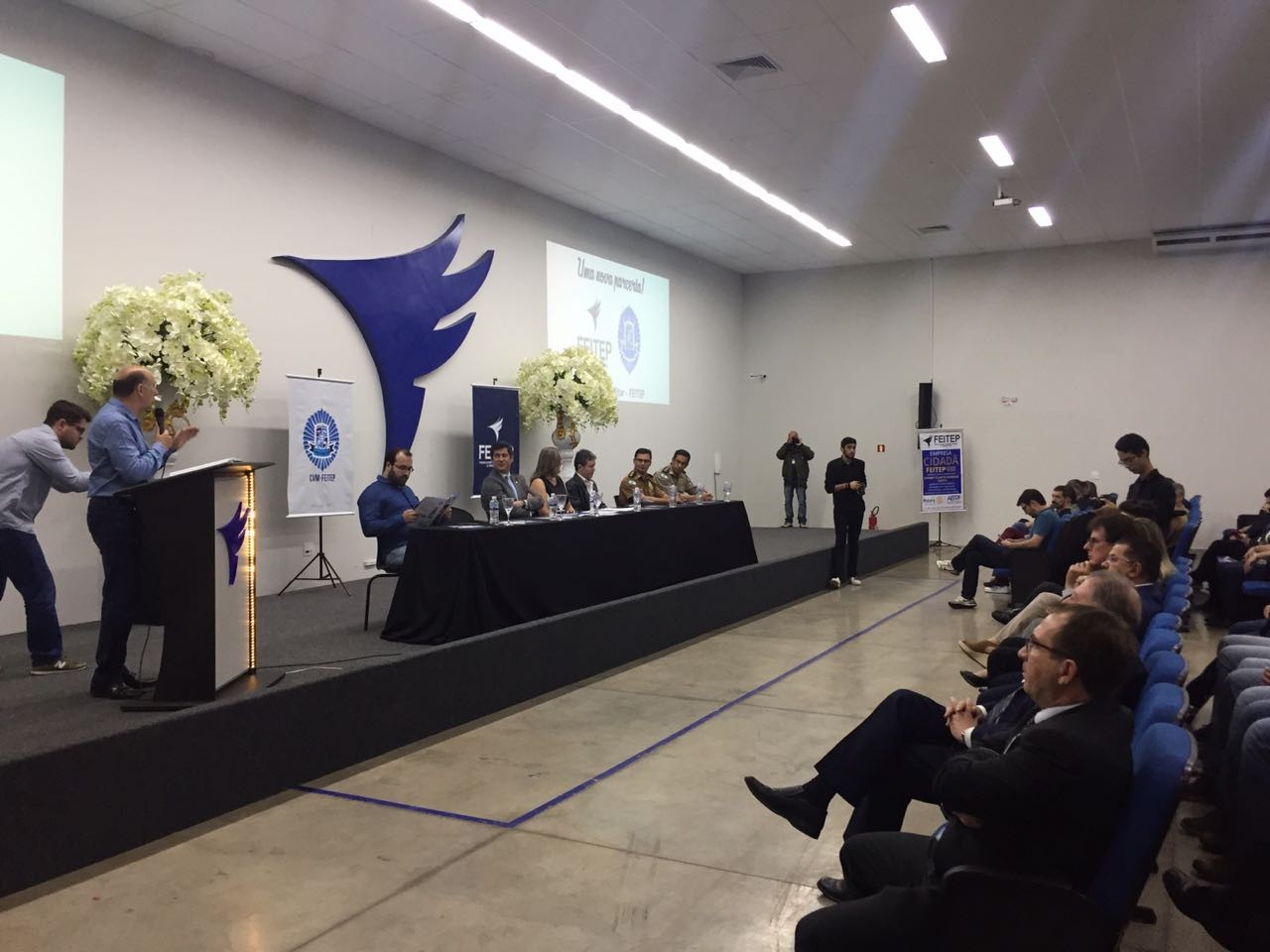 Vila Militar oficializa colégio em Maringá