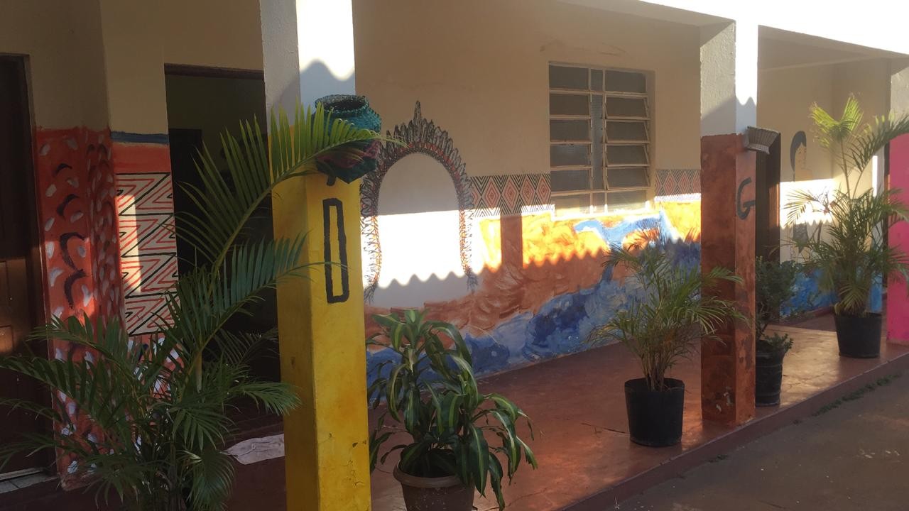 Criança indígena que morreu atropelada em Maringá tinha saído com a mãe para comprar lanche