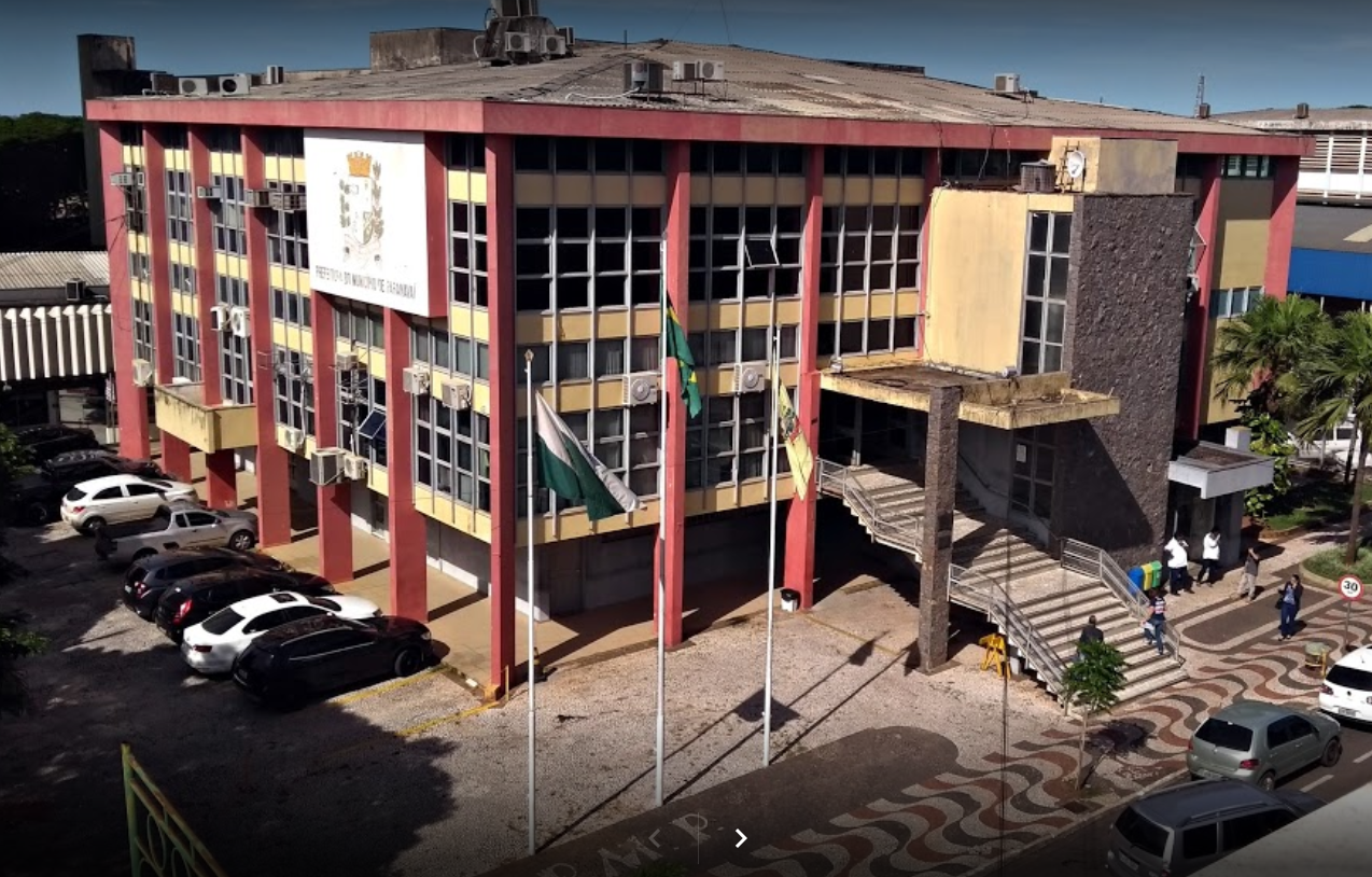 Prefeito e secretário podem ser multados por expor menor infrator