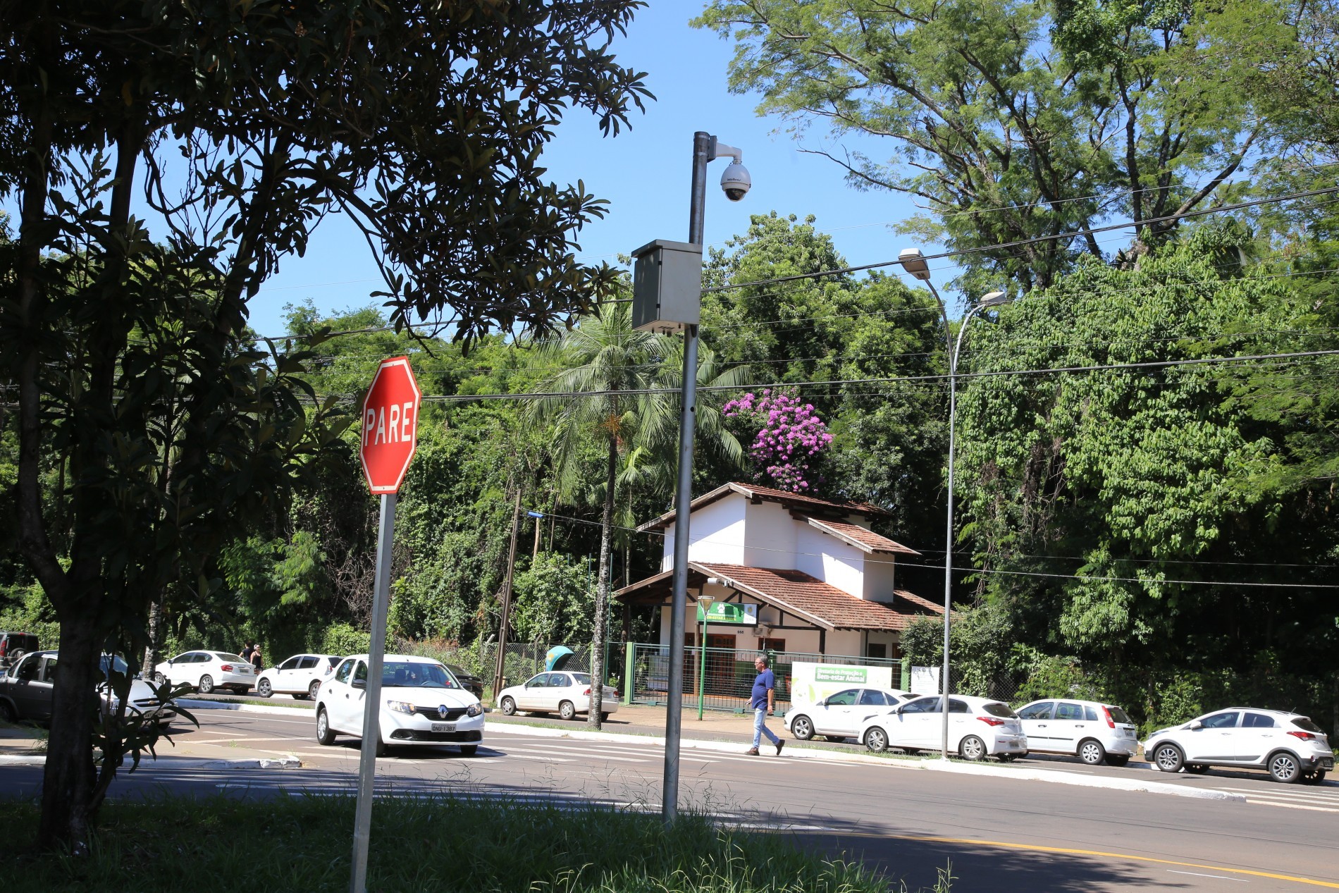 Das 70 supercâmeras, pelo menos 30 não funcionam em Maringá