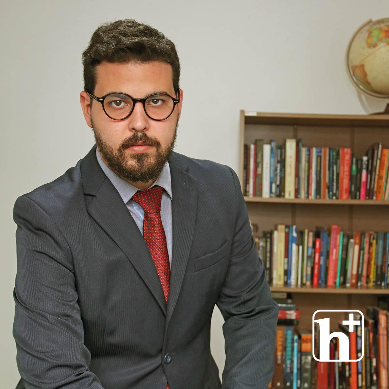 Jornalista maringaense lança romance “O Começo dos Dias Que Me Restam”