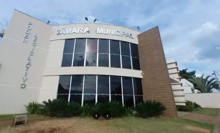 Estão abertas as inscrições para o concurso da Câmara Municipal de Paiçandu