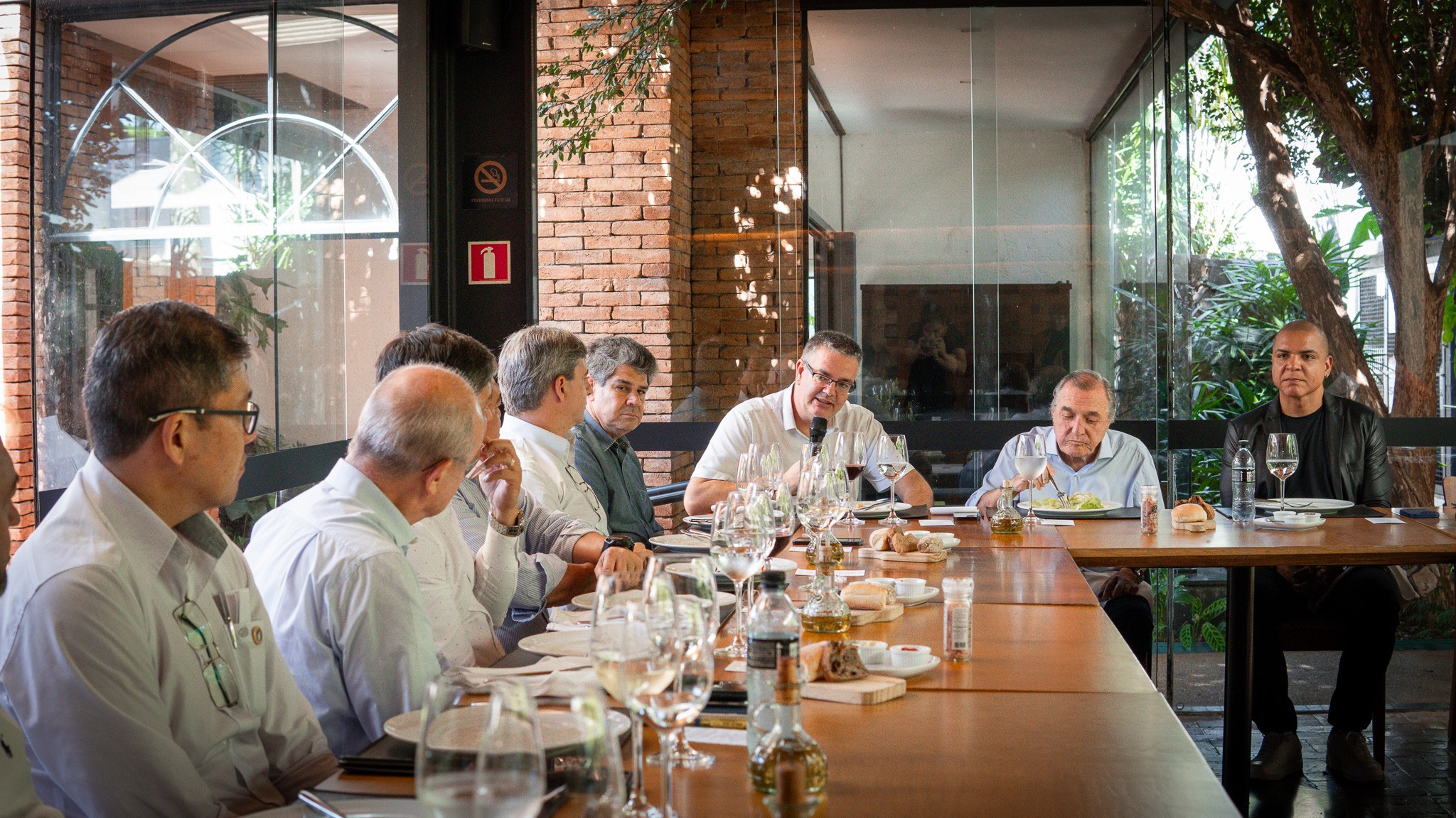 Confraria Buysoft recebe Carlos Alberto Sardenberg