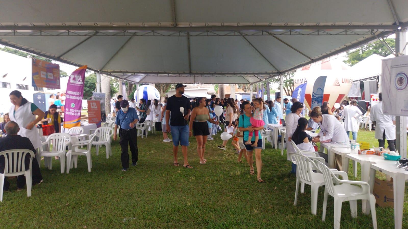 Obra de drenagem e reforma de salão comunitário marcam 100 dias de governo