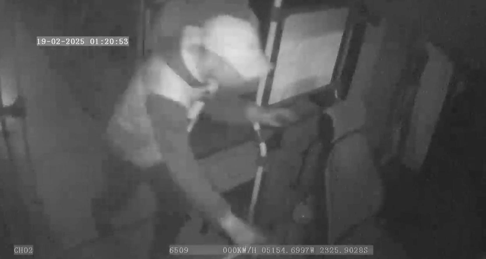 PC divulga imagens de invasão à garagem da TCCC e furto de peças