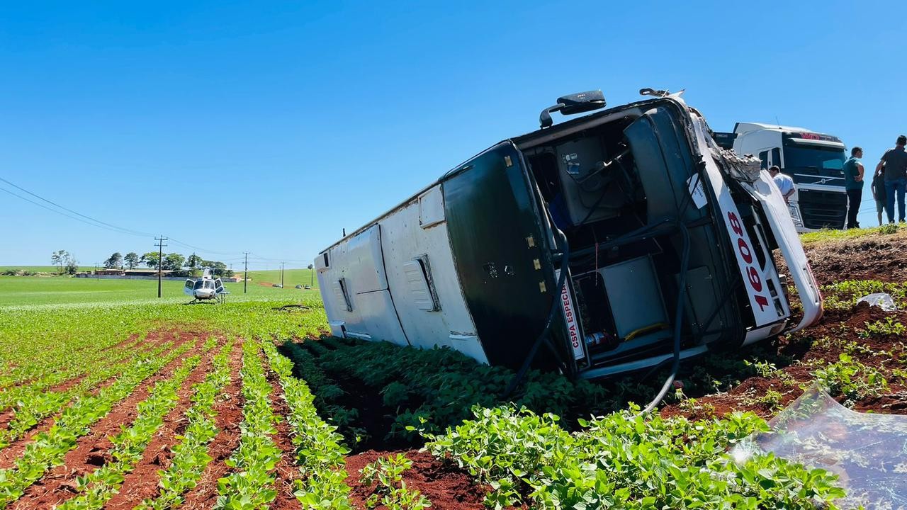 Uma pessoa morre e outras seis ficam feridas em acidente na BR-369, em Juranda
