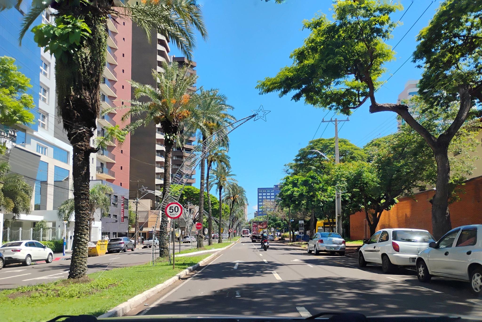 Segunda-feira (5) será de tempo firme e ensolarado em Maringá