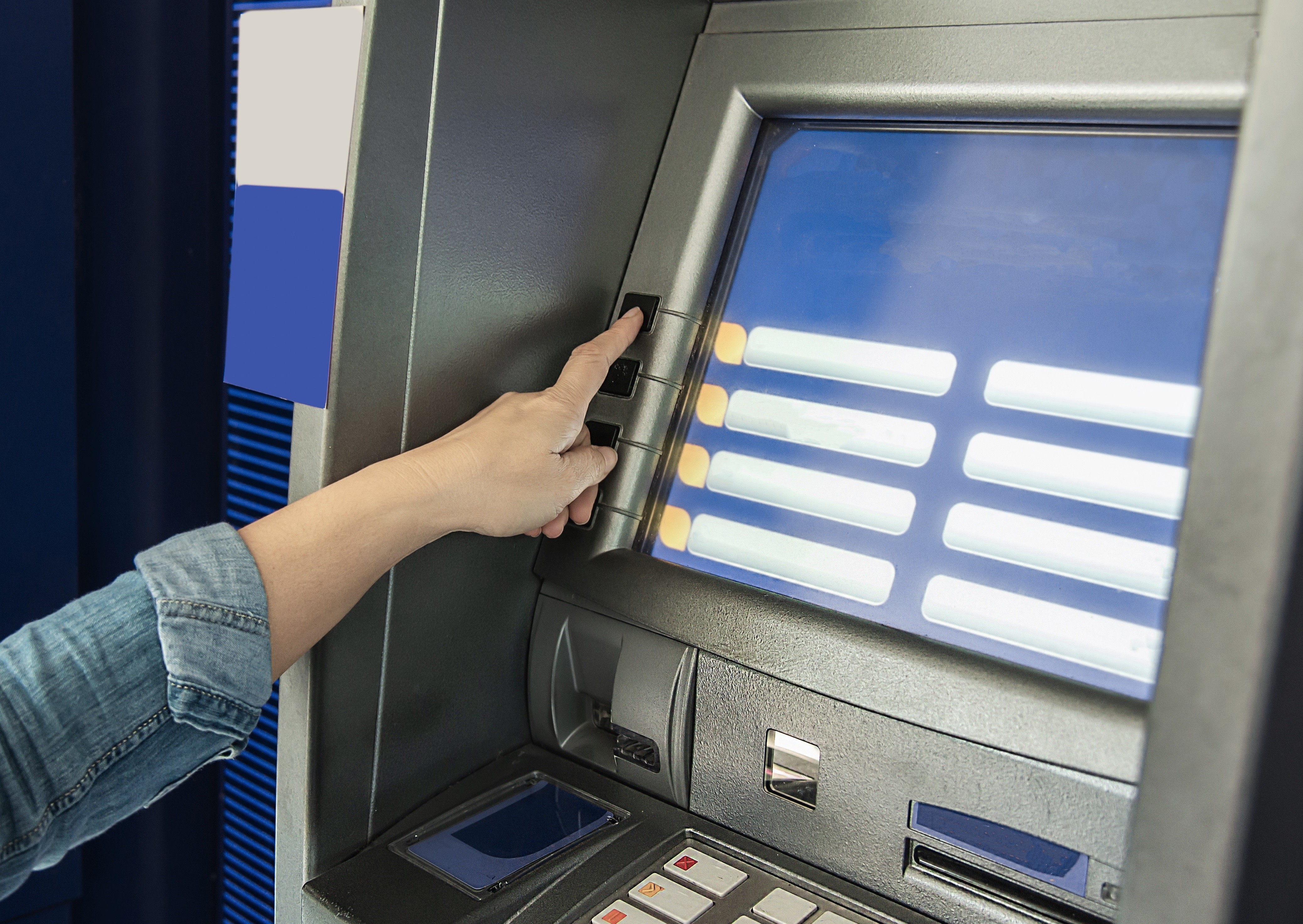 Bancos deixam de oferecer transferência por TEC e DOC