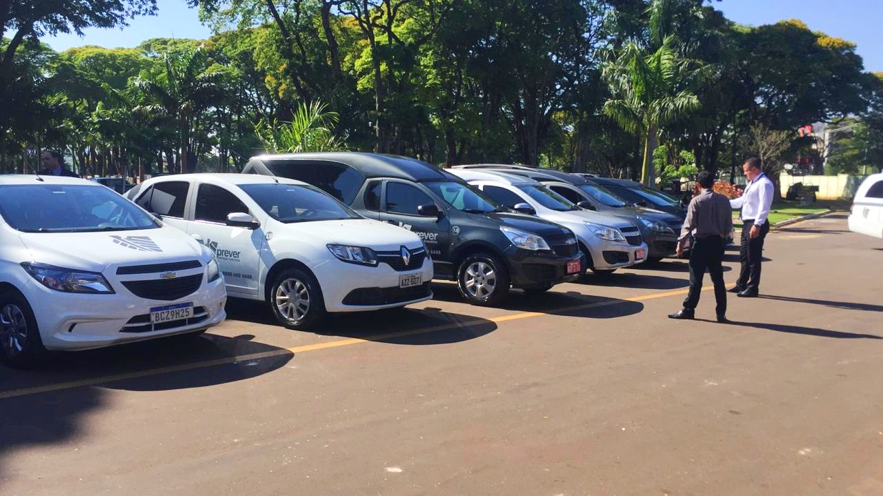 Carros funerários são vistoriados por comissão
