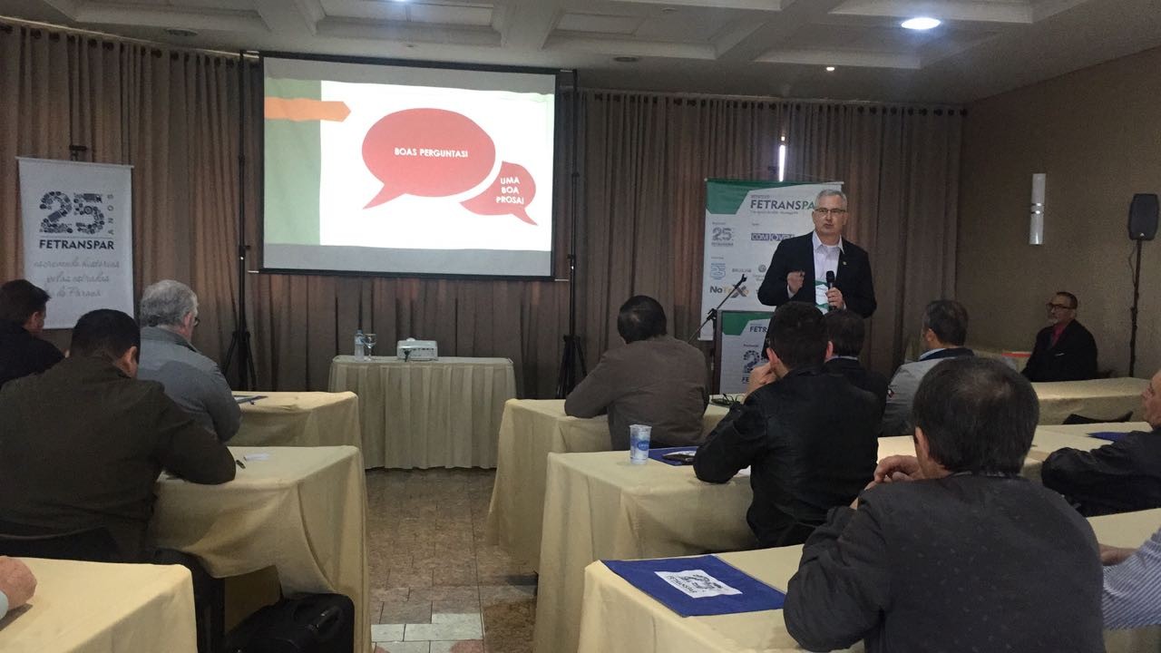 Workshop debate efeito do frete mínimo