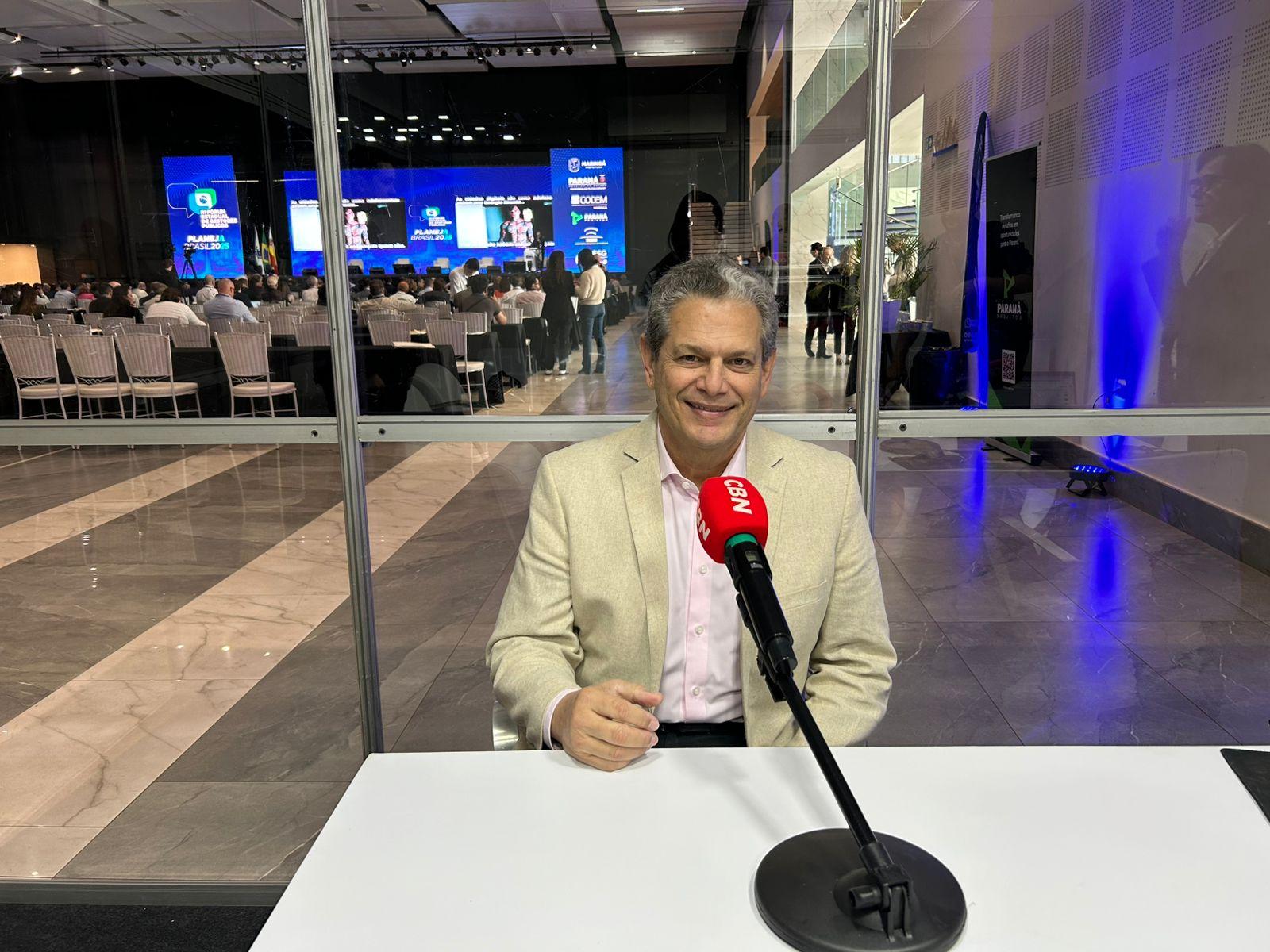 Planeja Brasil pensa o país do futuro agora, diz prefeito