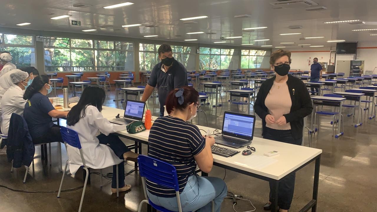 RU: novo ponto de vacinação em Maringá abre sem filas