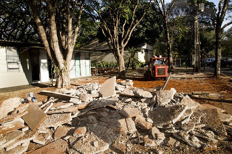 Praça do DCE da UEM será revitalizada com apoio de acadêmicos de arquitetura