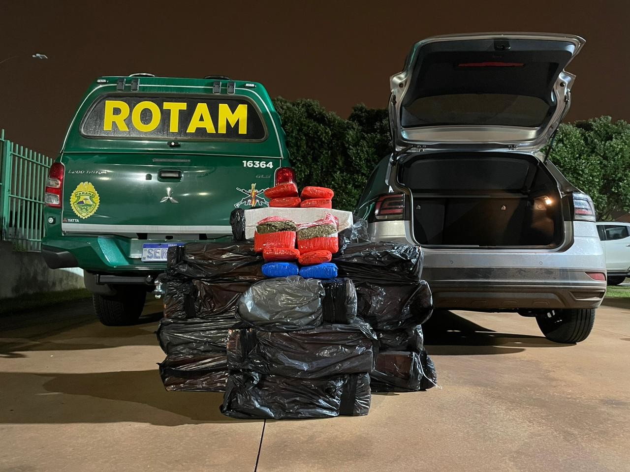 Traficante é preso com carga de maconha e diversas munições de fuzil