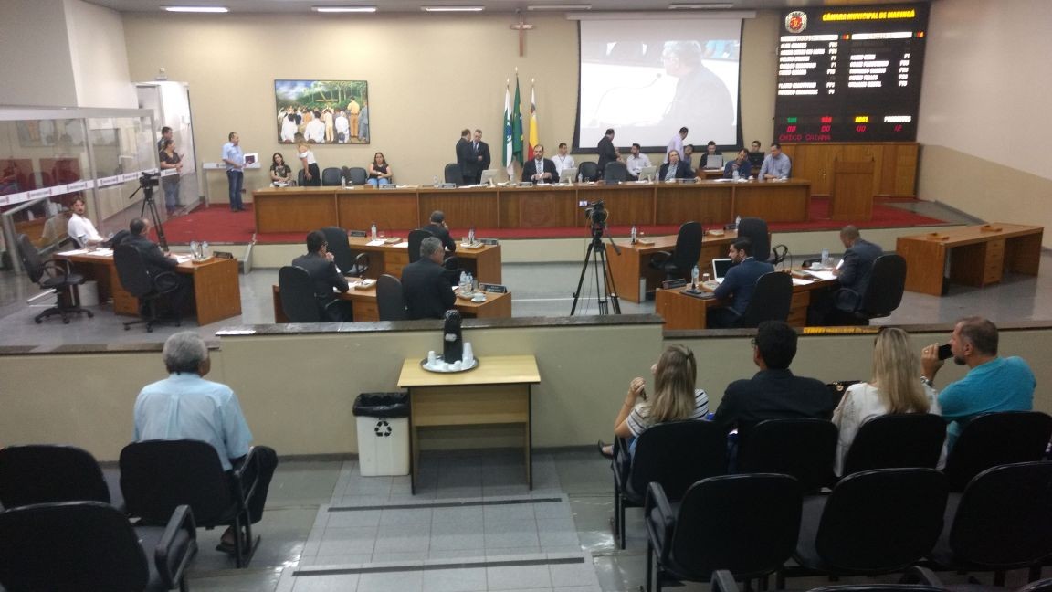 Projeto que obriga Sanepar a instalar eliminadores de ar mobiliza sessão