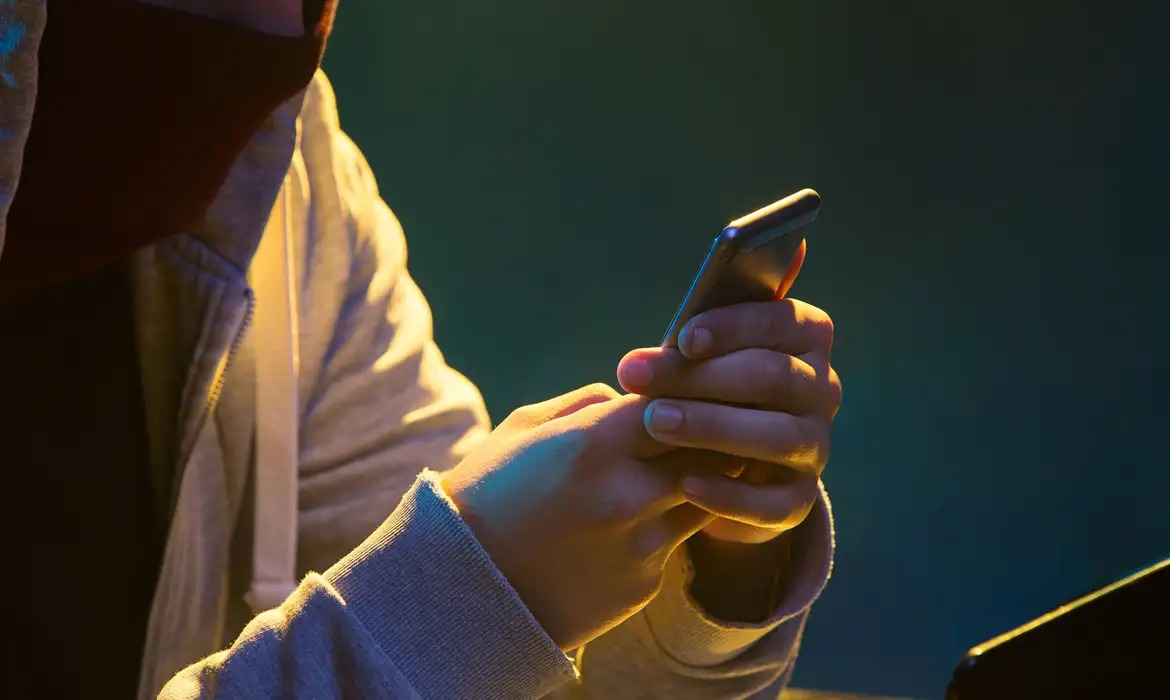 Como garantir a segurança em aplicativos de mensagens