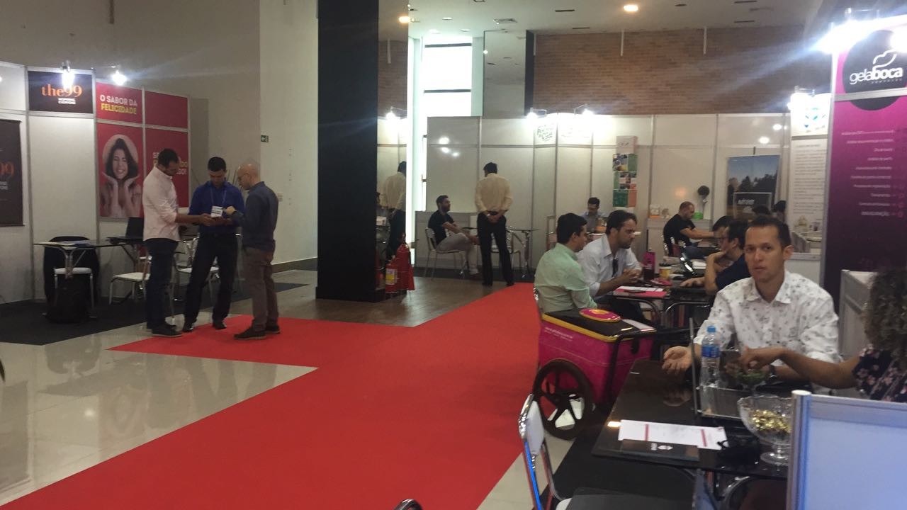 Mostra apresenta mercado para futuros empresários