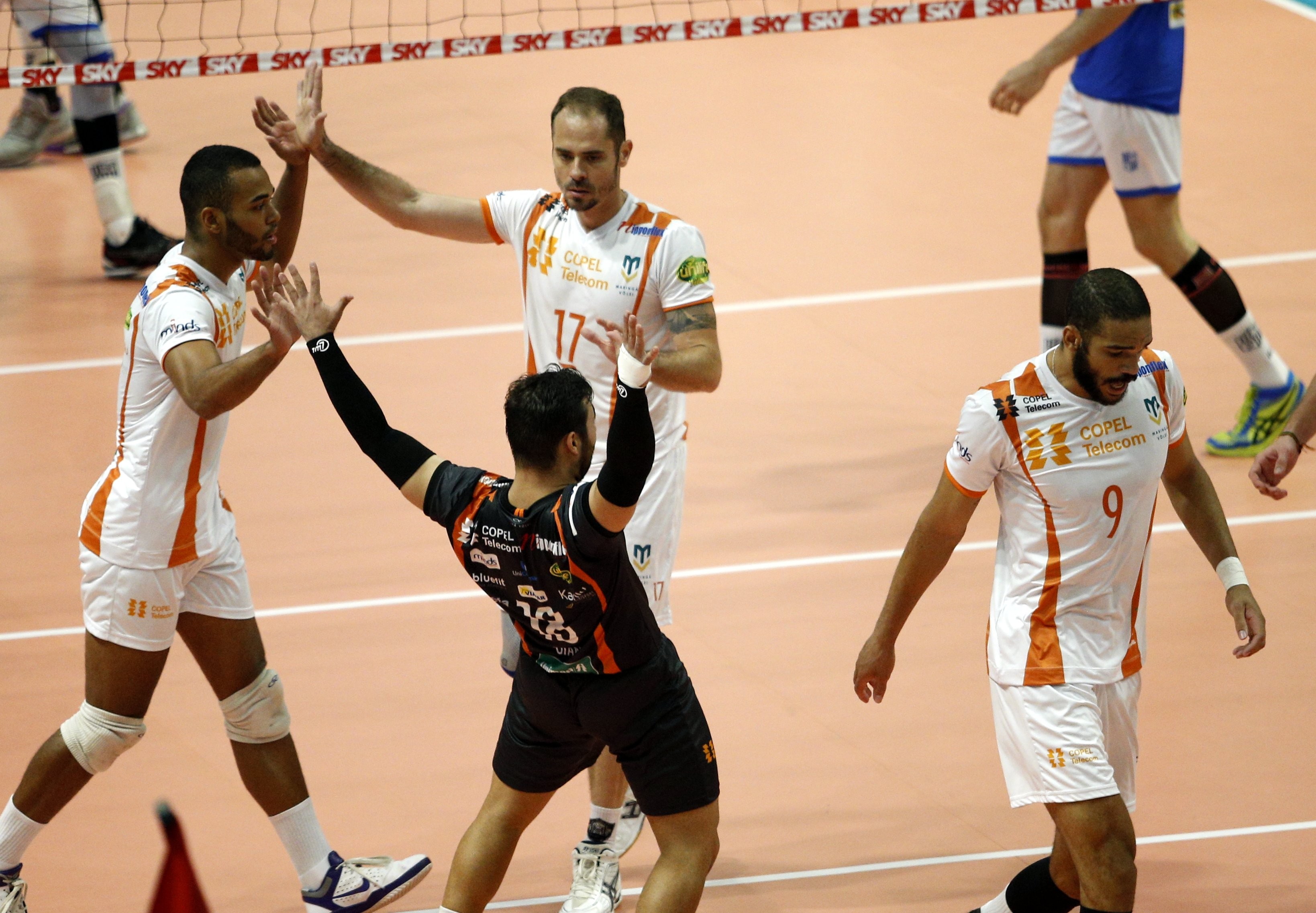 Maringá Vôlei perde no tie-break para o Minas Tênis Clube