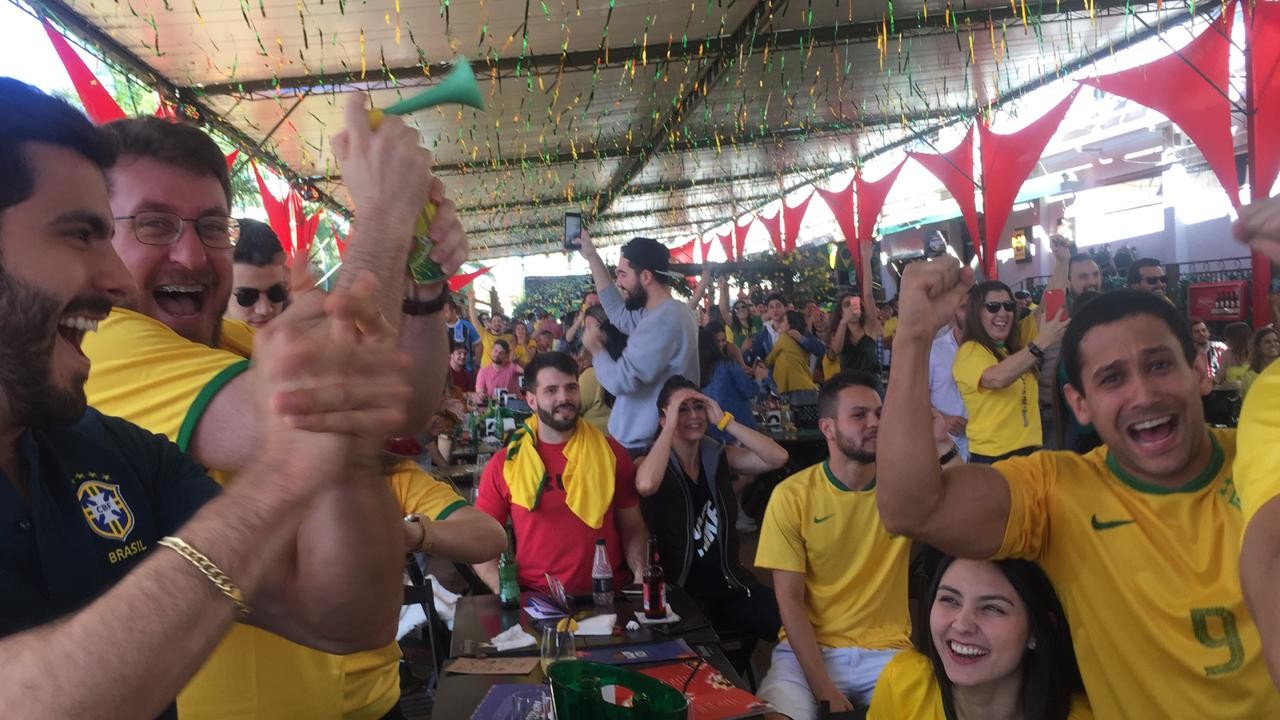 Brasil ganha de 2 a 0 da Costa Rica nos acréscimos
