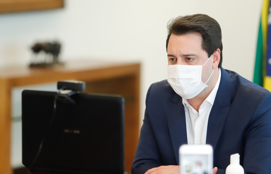 67% dos paranaenses aprovam postura de Ratinho Júnior frente à crise do coronavírus