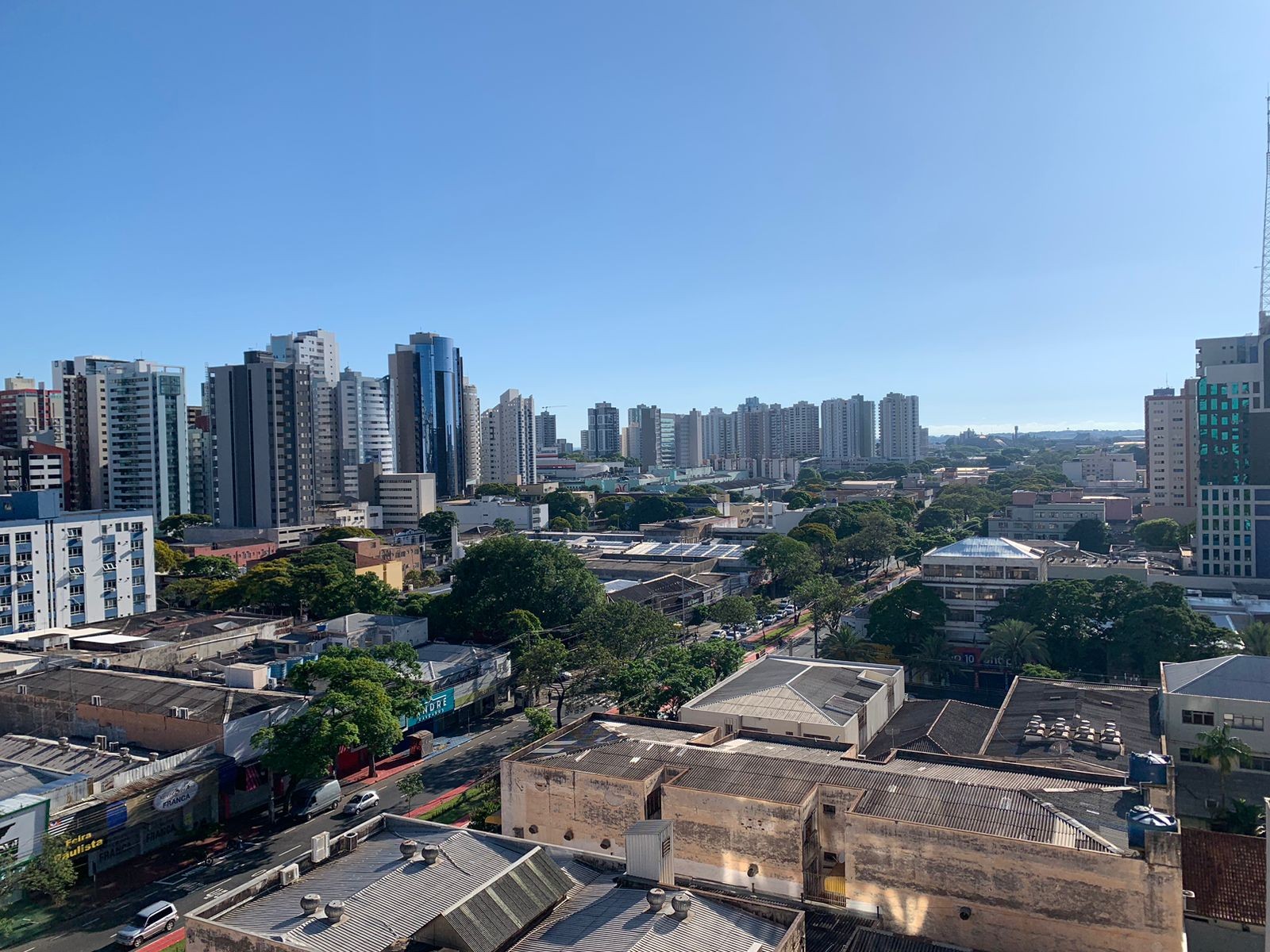 Sexta-feira (25) será de tempo ensolarado e máxima de 29ºC em Maringá