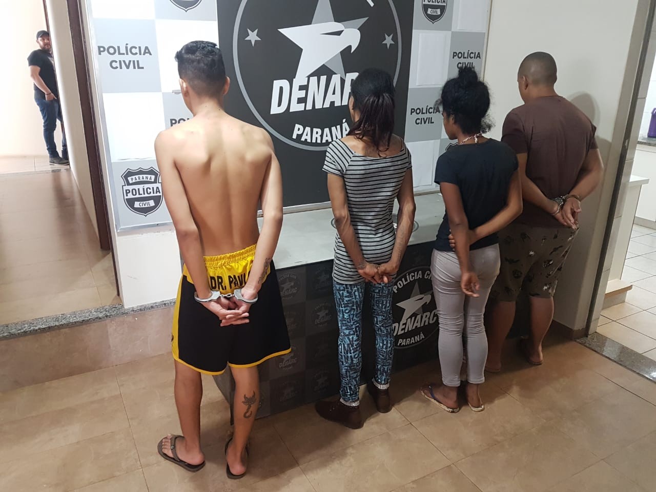 Operação contra tráfico de drogas prende quatro suspeitos em Maringá