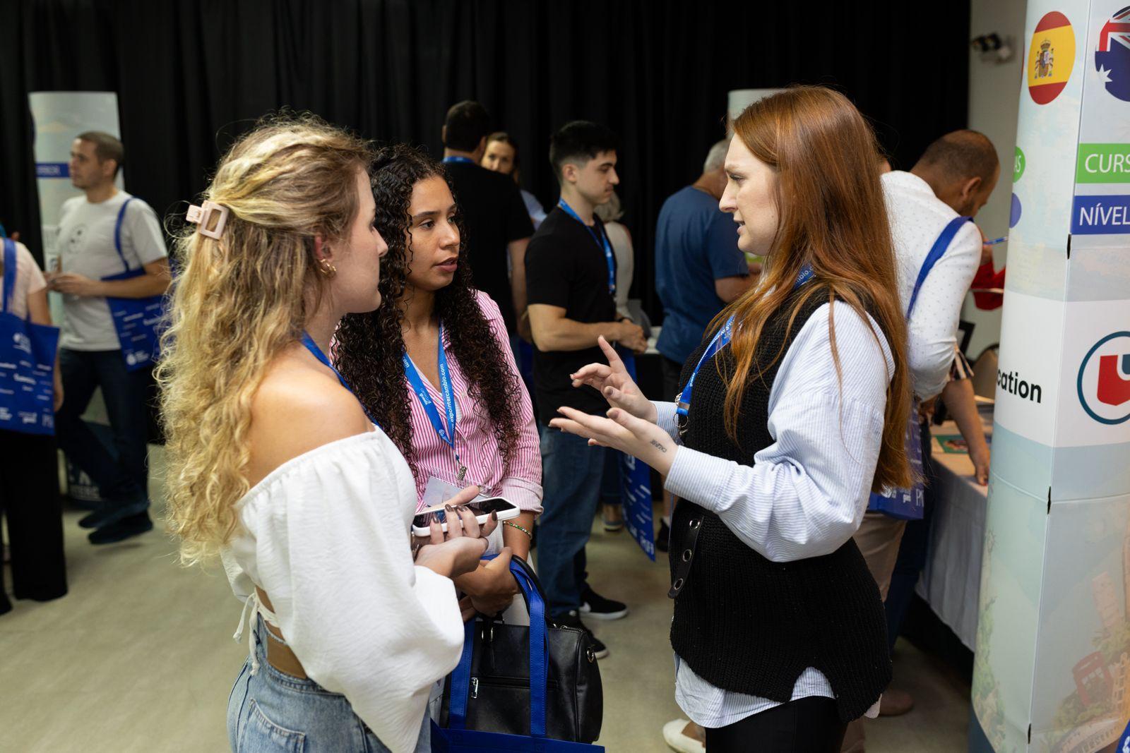 Expo Intercâmbio traz a Maringá 15 instituições internacionais