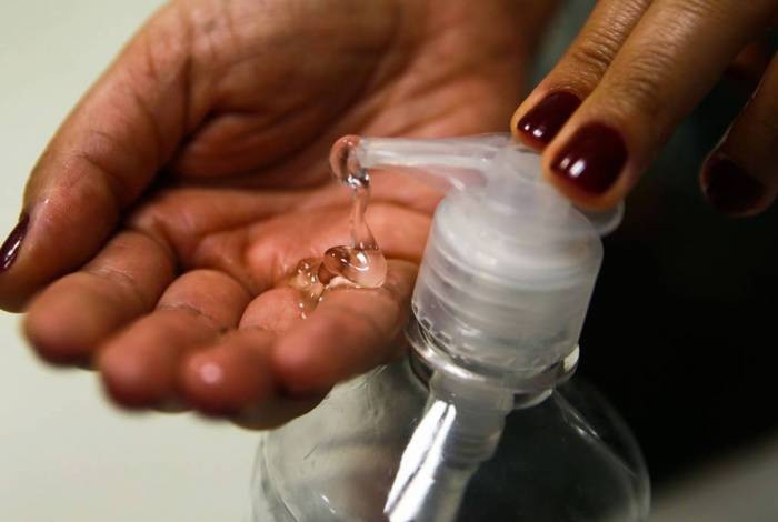 Bombeiros e PM de Maringá arrecadam doações para ajudar famílias