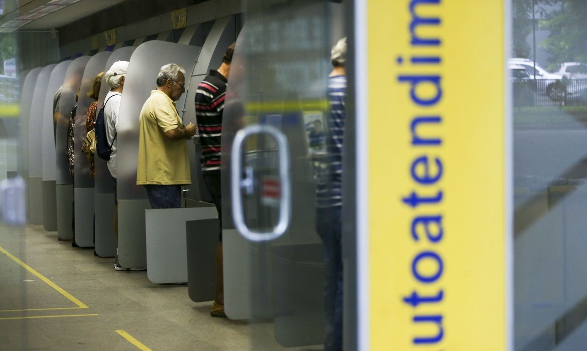 Bancos fecham nessa sexta-feira (31) e reabrem dia 03 de janeiro