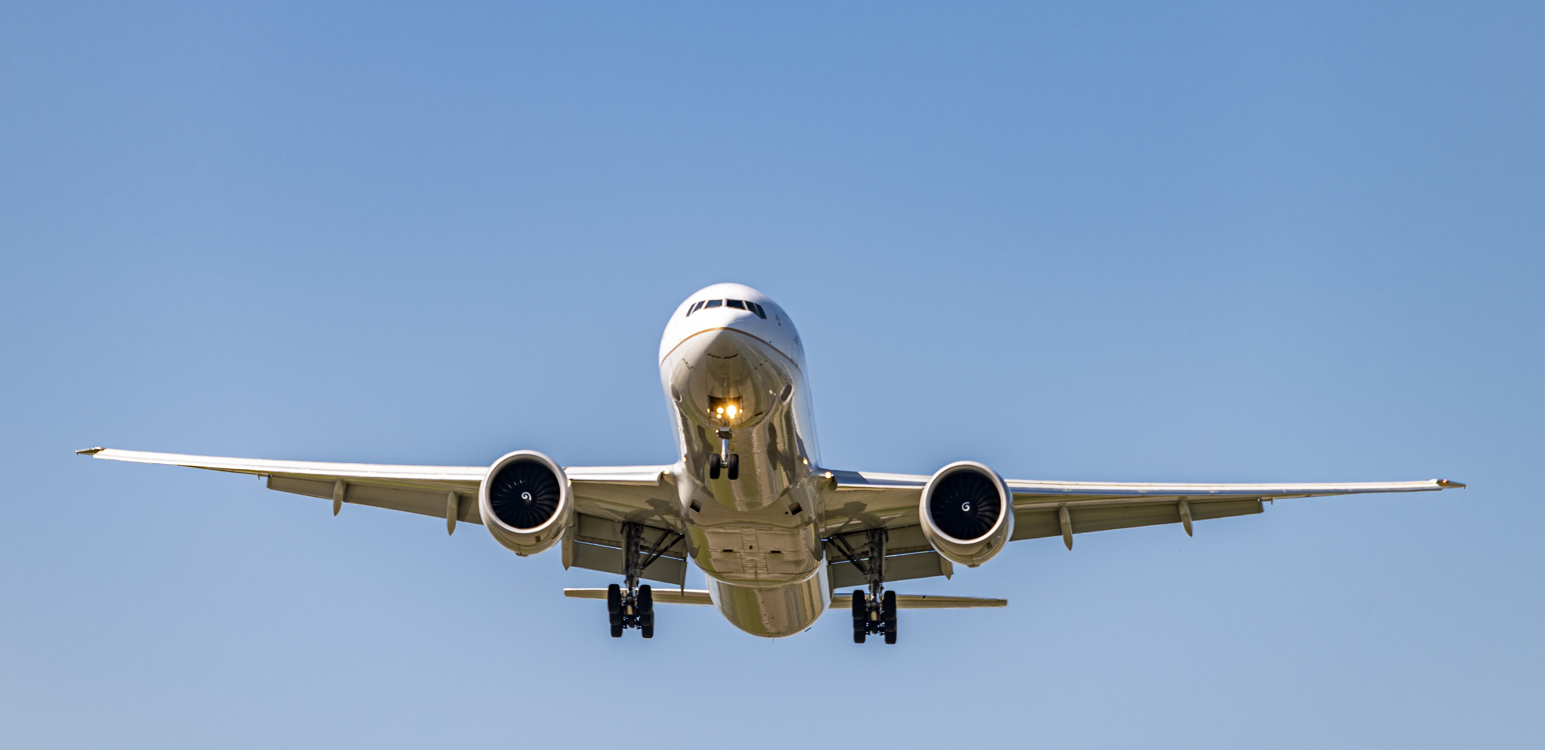 Voo direto de Maringá para Congonhas volta no final de março