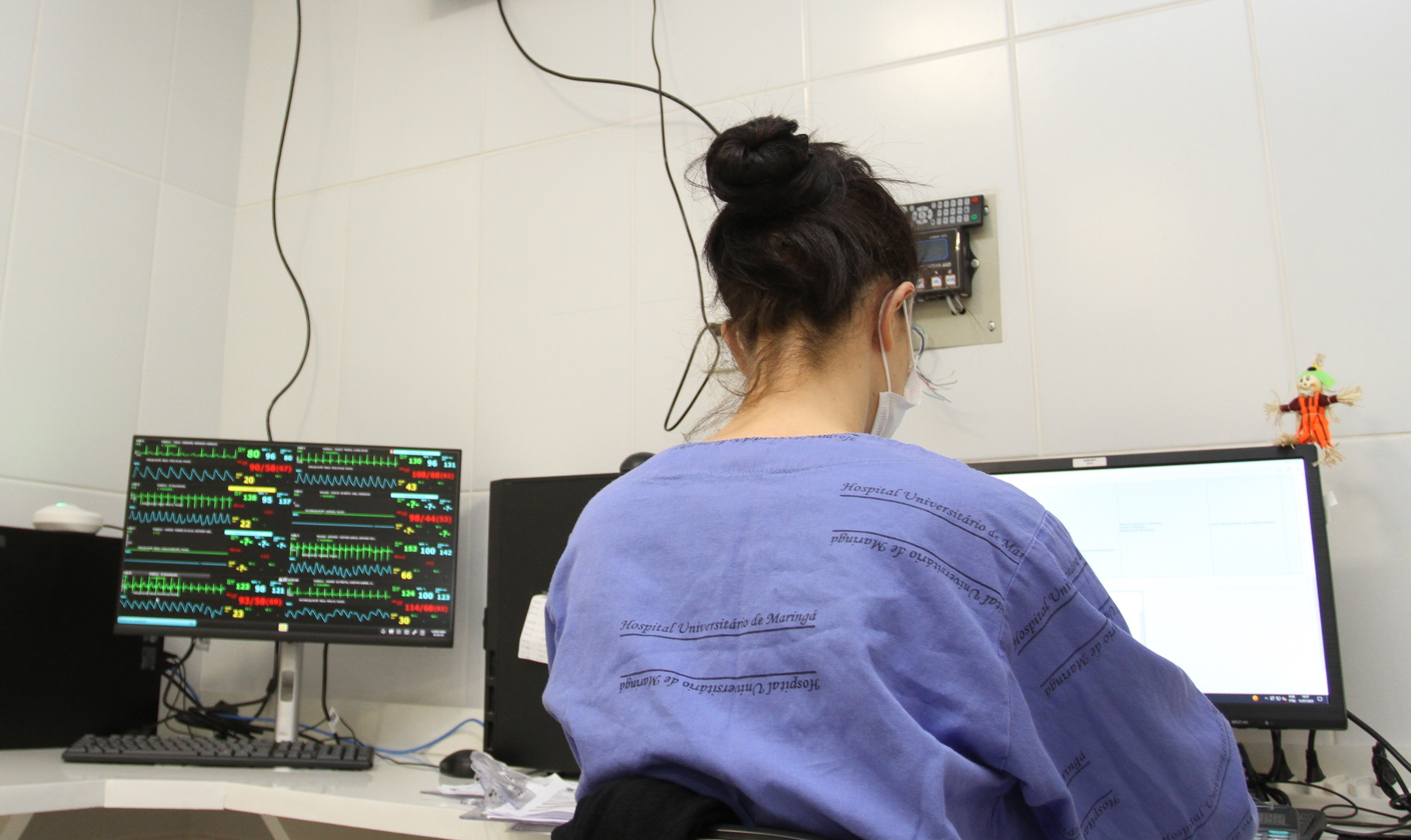 UTI pediátrica 2 do HU tem central de monitoramento de pacientes