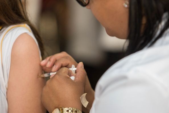 Secretaria da Saúde do Paraná estende campanha de vacinação contra a dengue