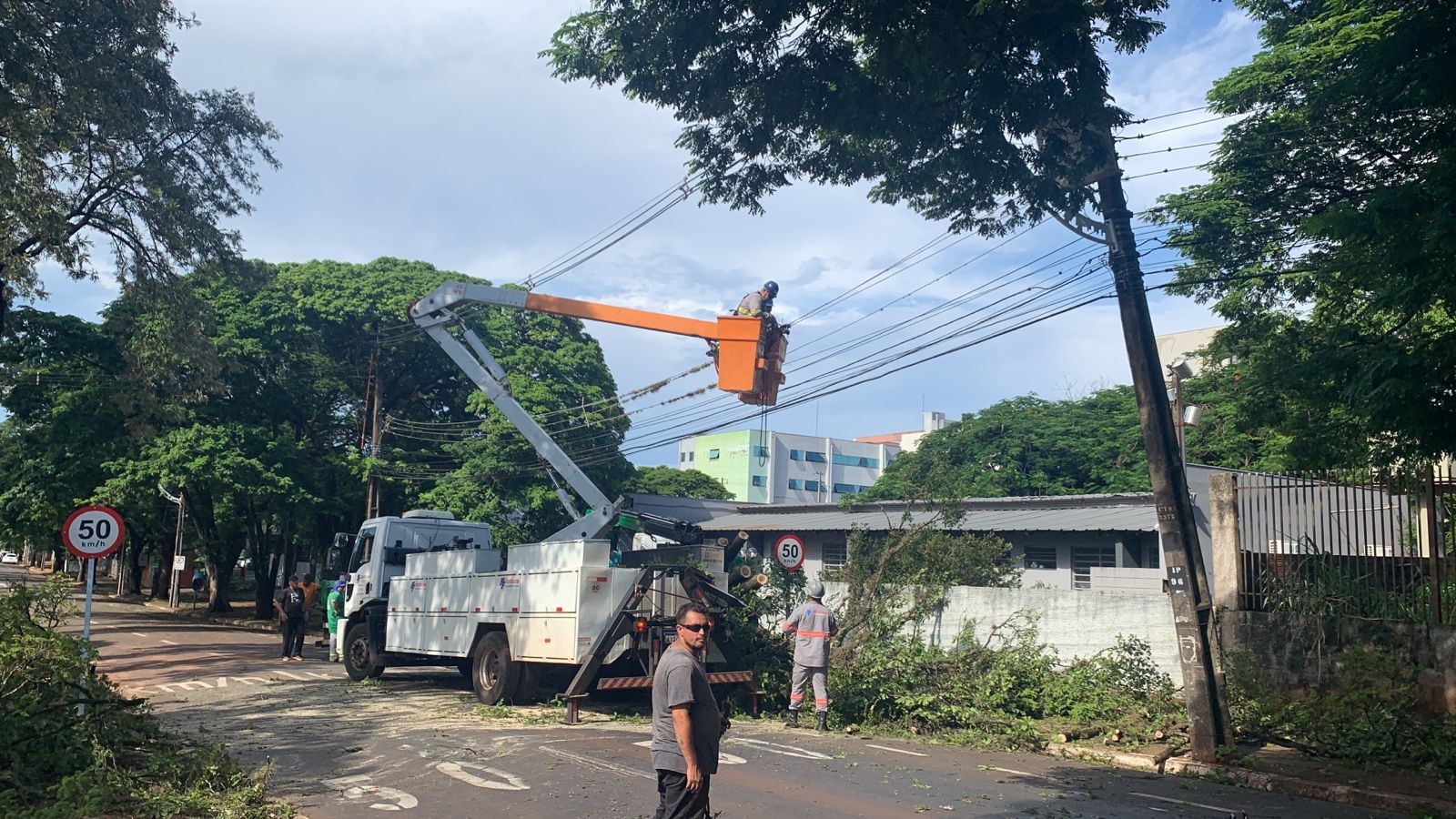 Temporal causa transtornos para moradores da região do Mandacaru