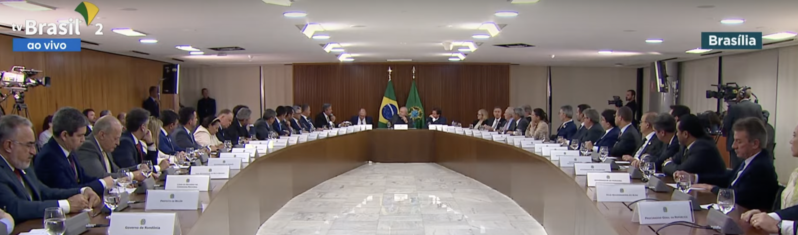 Ratinho Júnior (PSD) comparece à reunião sobre atos golpistas em Brasília