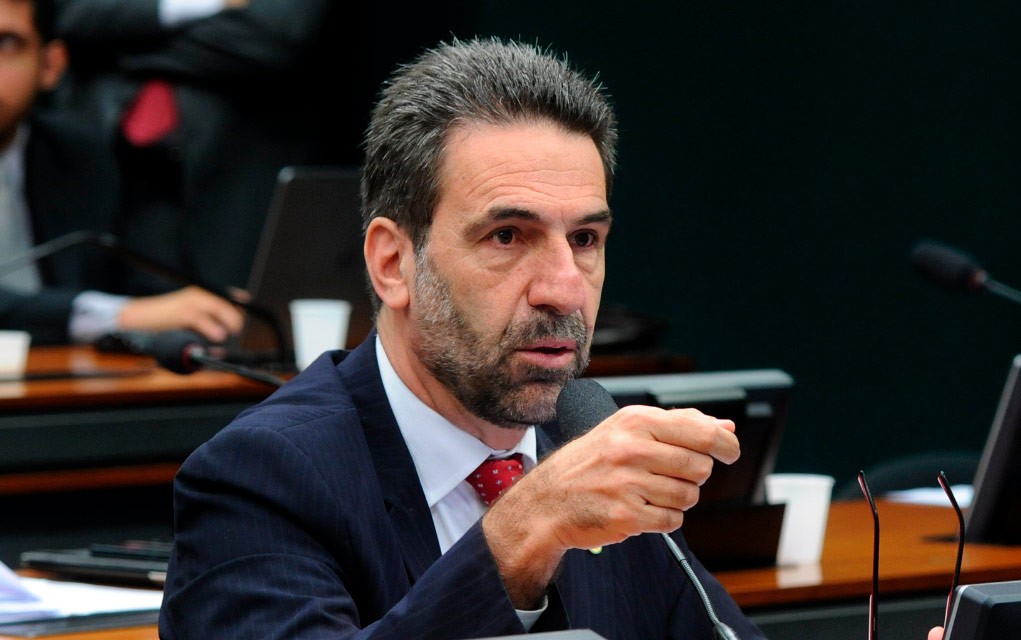 Política de Temer na economia é um equivoco, afirma deputado federal Enio Verri (PT)