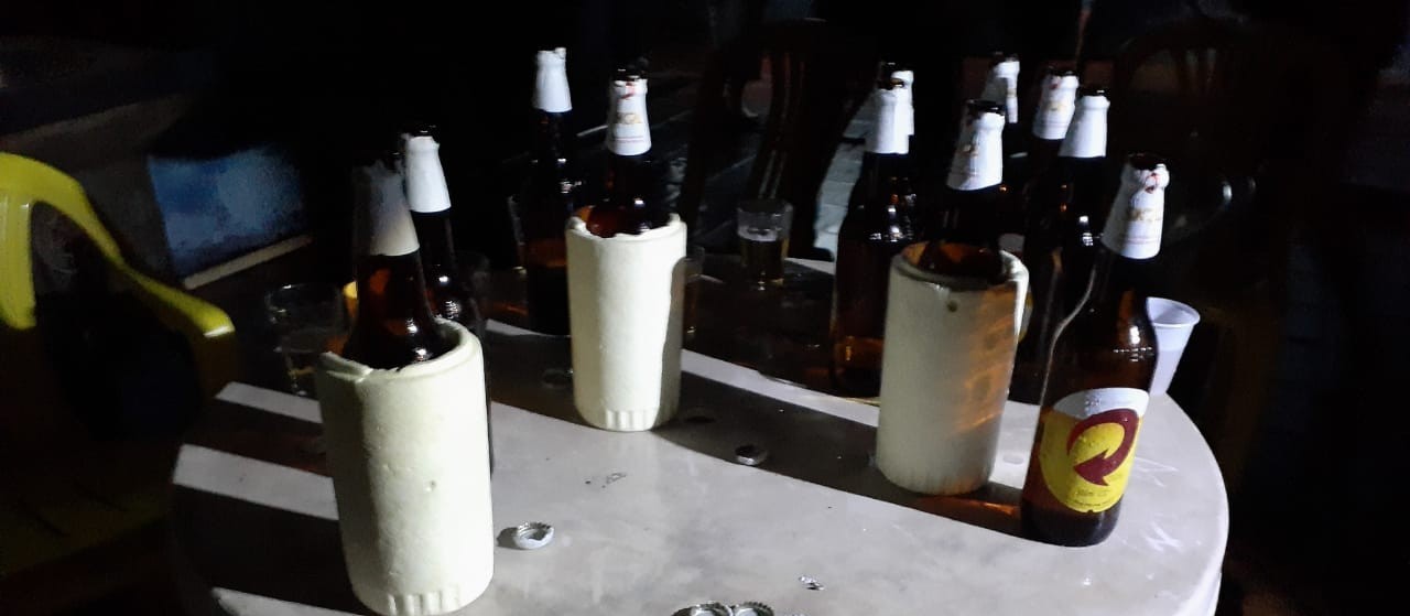 Fiscalização flagra ‘boate’ com 19 pessoas consumindo bebida e infringindo o toque de recolher