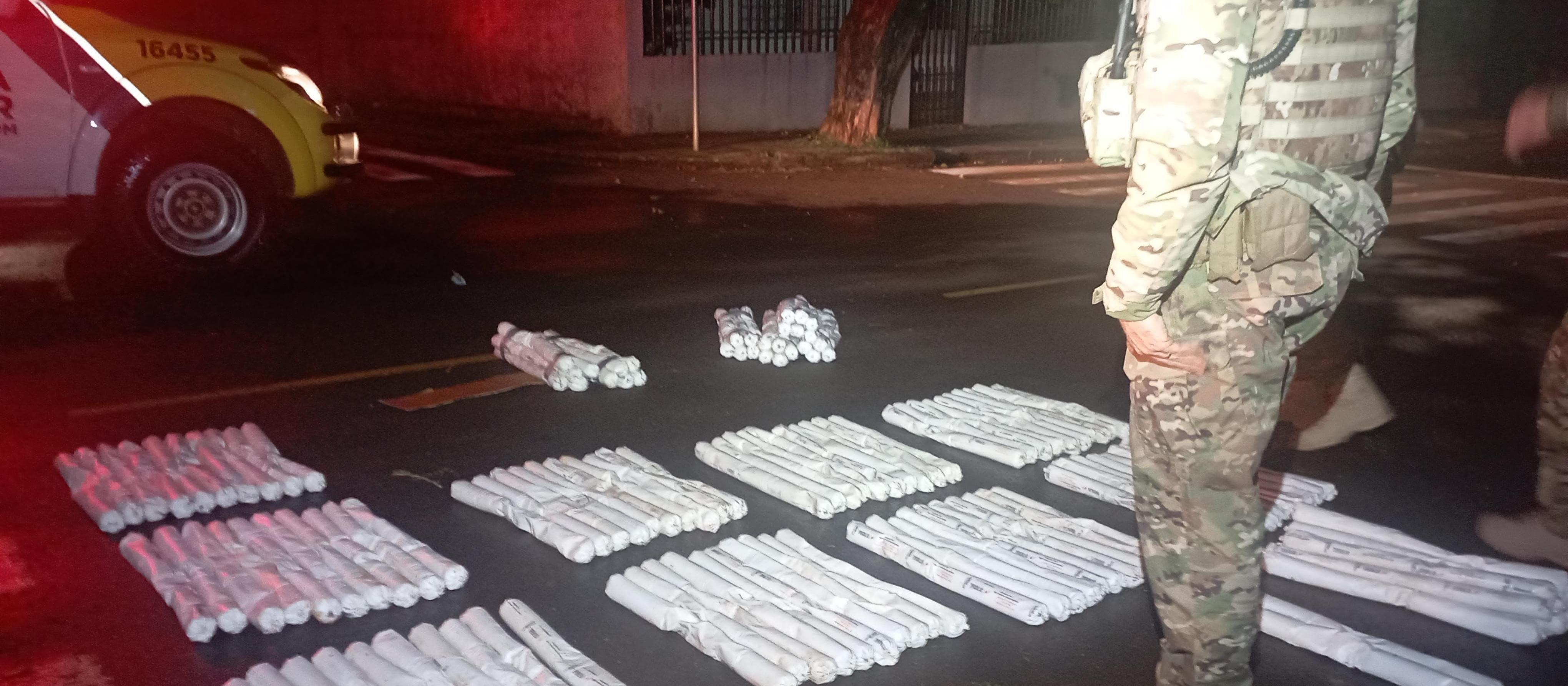 Caminhonete carregada com explosivos é encontrada em terreno e esquadrão antibombas é acionado
