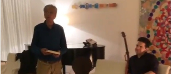  Em vídeo, Caetano Veloso canta “Maringá"