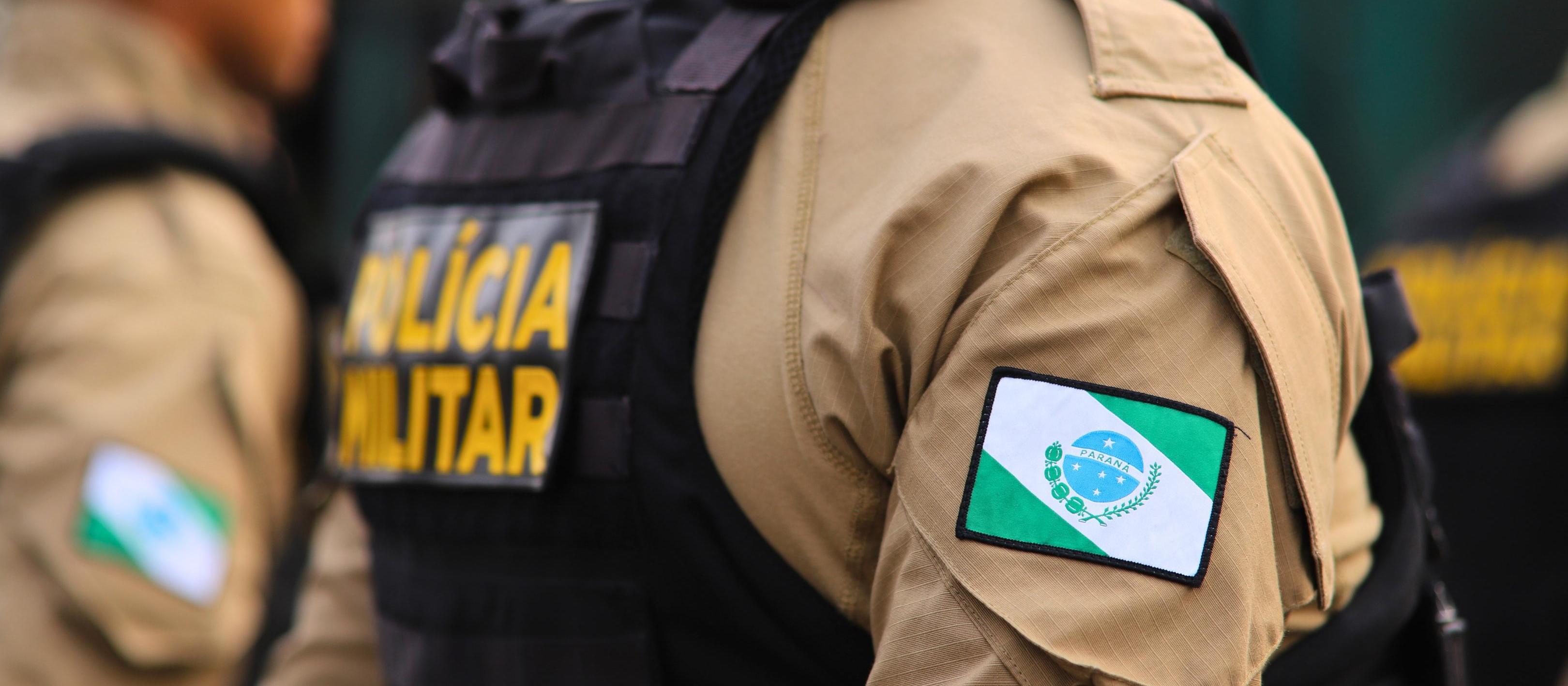 Homem furta cavalo e carroça e é detido por populares em rodovia